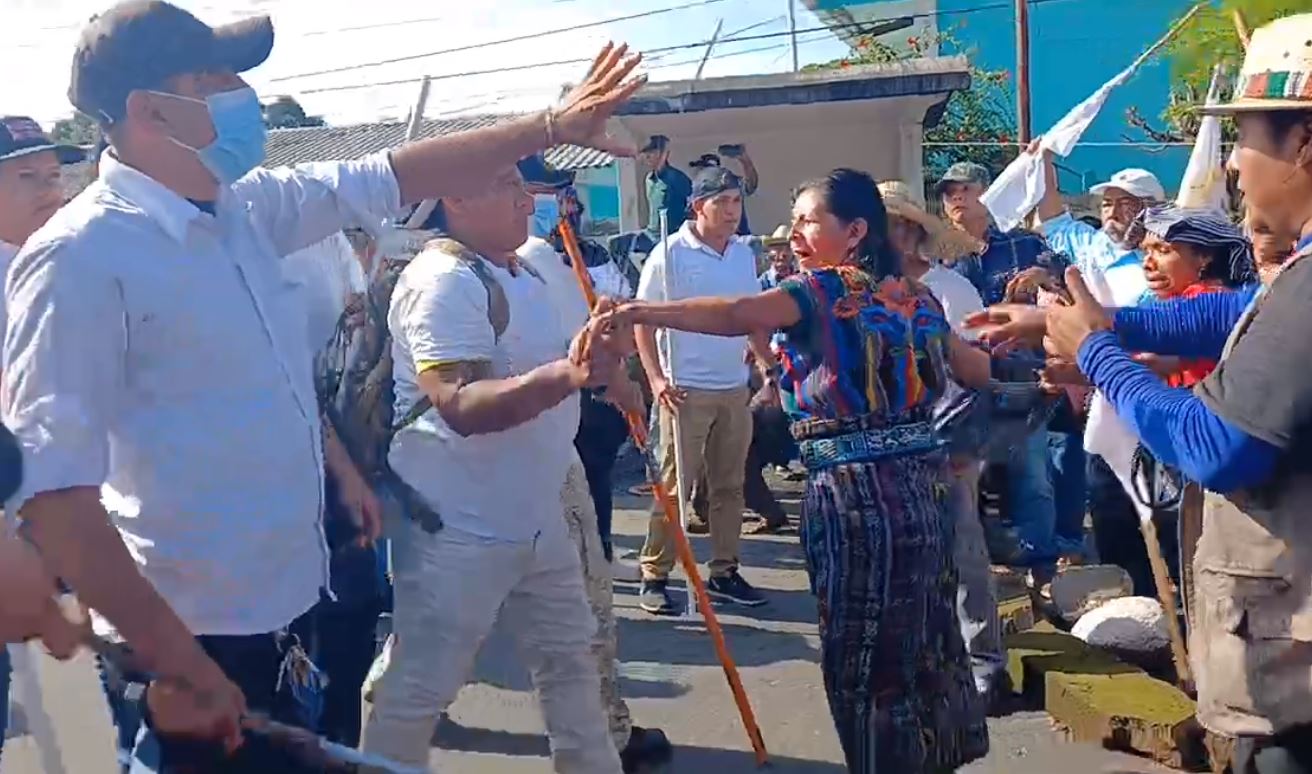 DESALOJO VIOLENTO EN EL ASINTAL