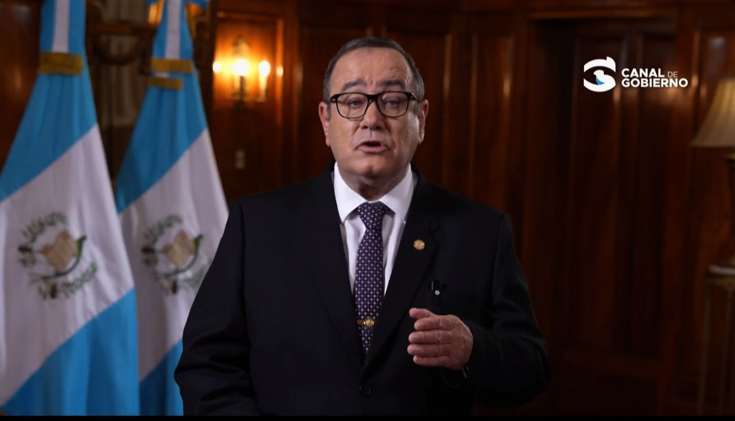 Presidente Giammattei reitera que no puede remover directamente a fiscal Consuelo Porras