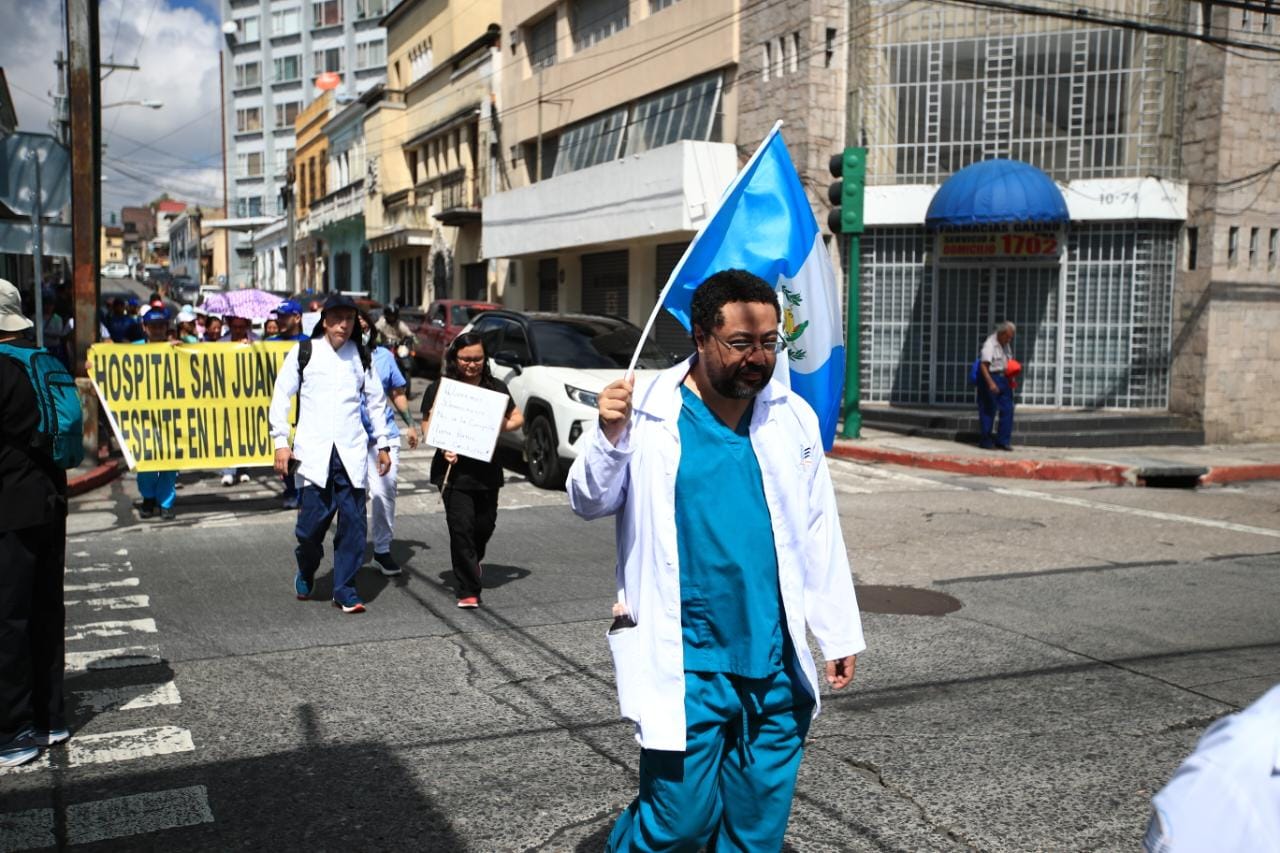 PROTESTA DE MÉDICOS DELSAN JUAN