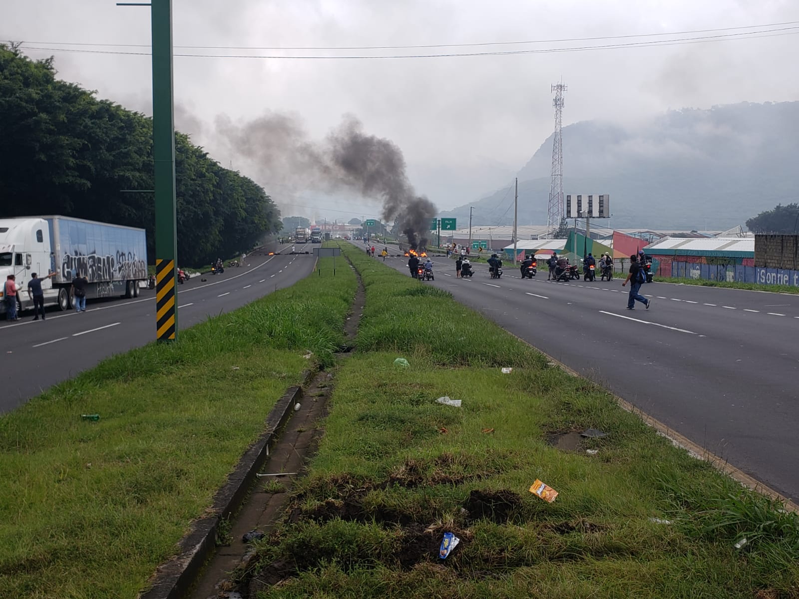 Protesta en la ruta al Pacífico persisten y la PNC asegura que hay pandilleros infiltrados
