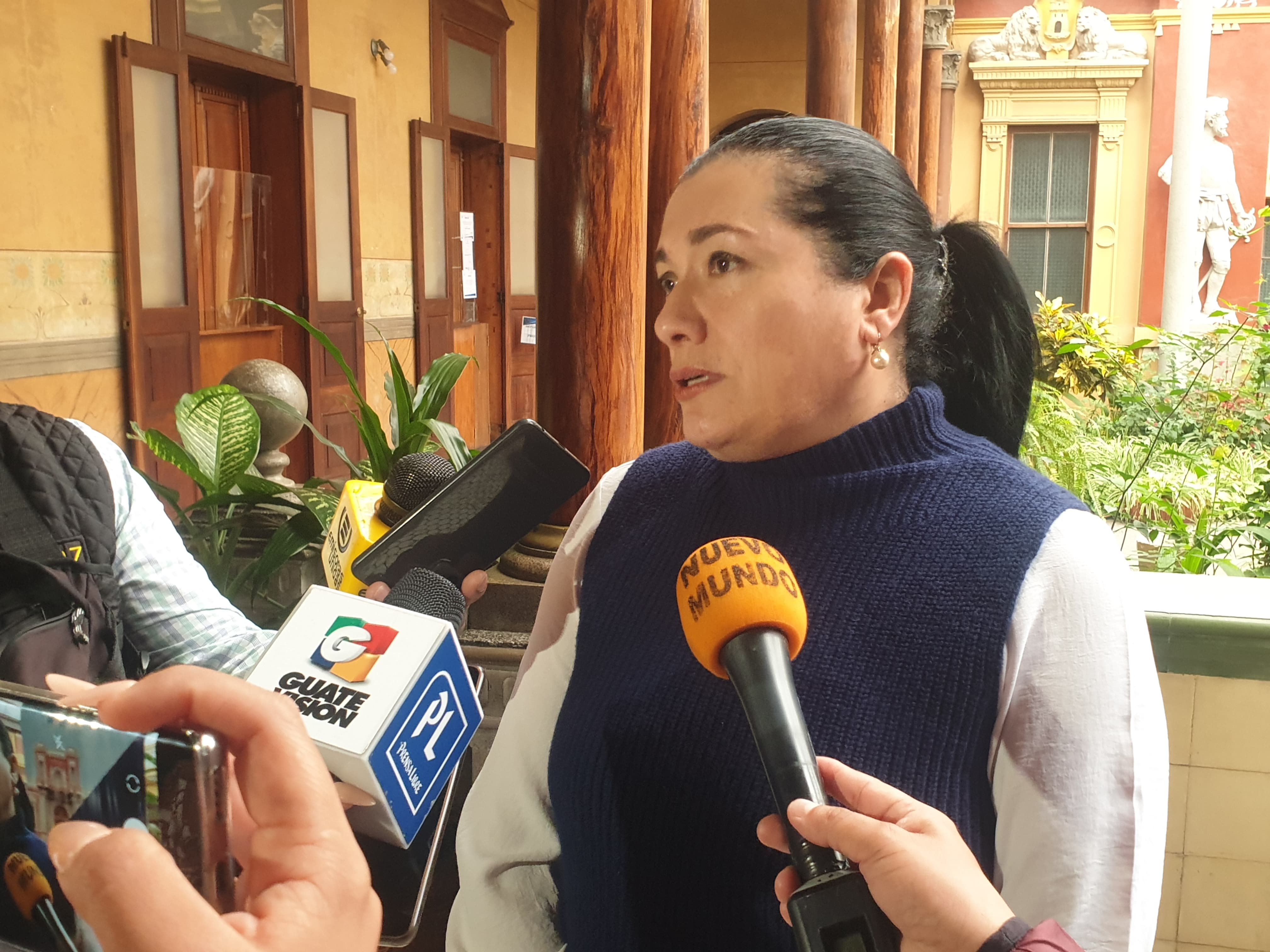 Presidenta del TSE dice que no recibieron ninguna presión para que no se ampliara el período electoral