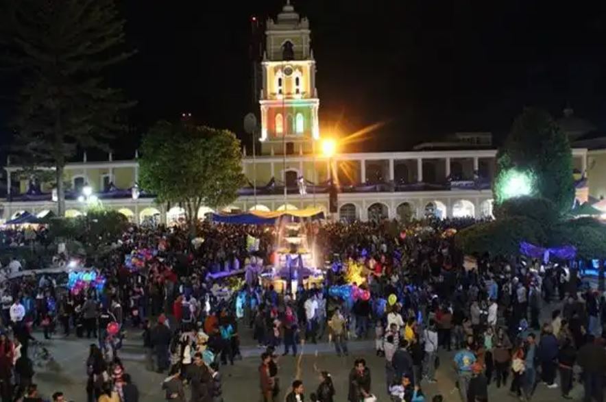 Ministerio de Cultura declara Patrimonio Cultural Intangible las Serenatas Huehuetecas del Miércoles Santo y del Dia de los Santos