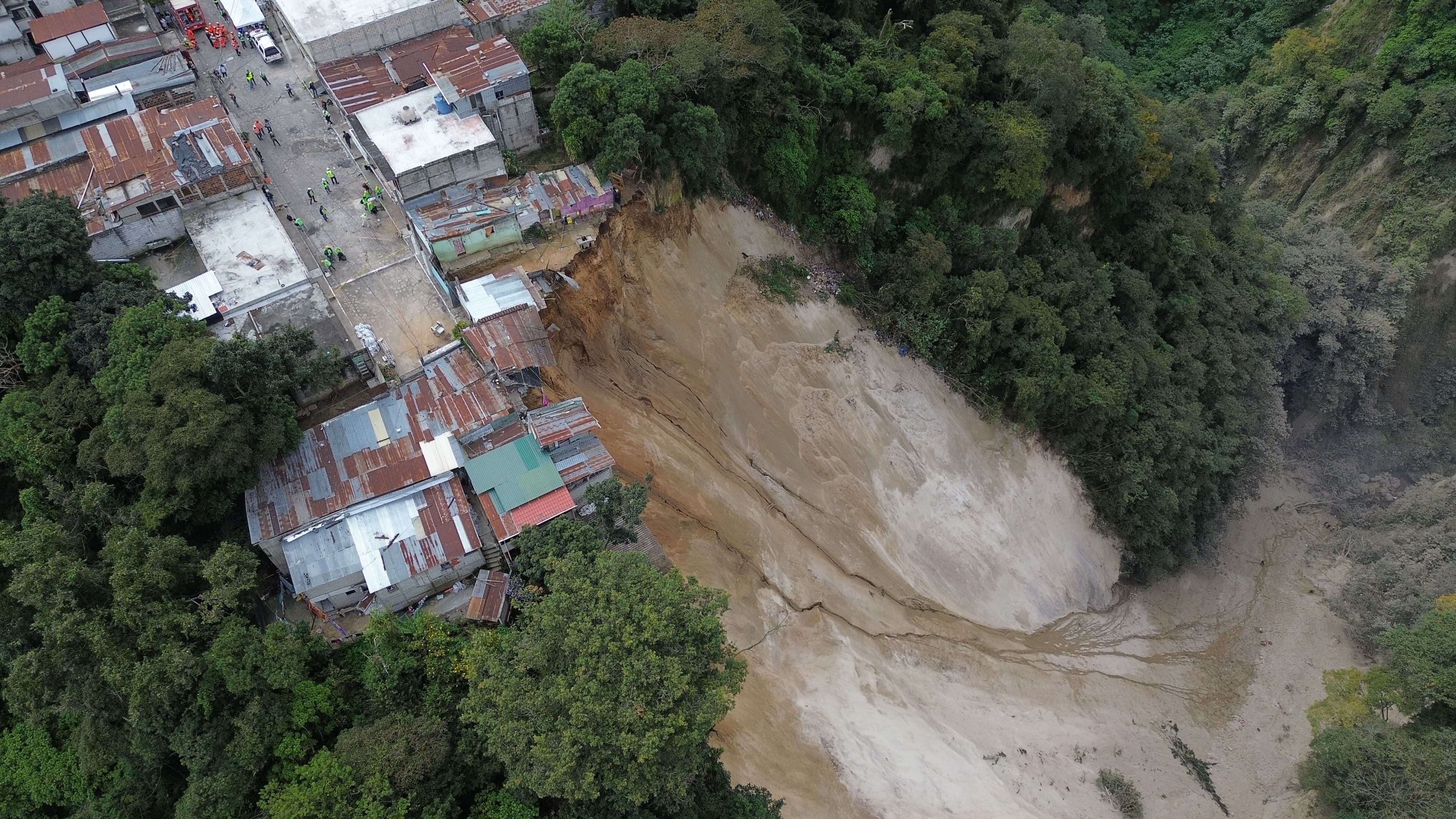 DERRUMBE EN LA ZONA 3