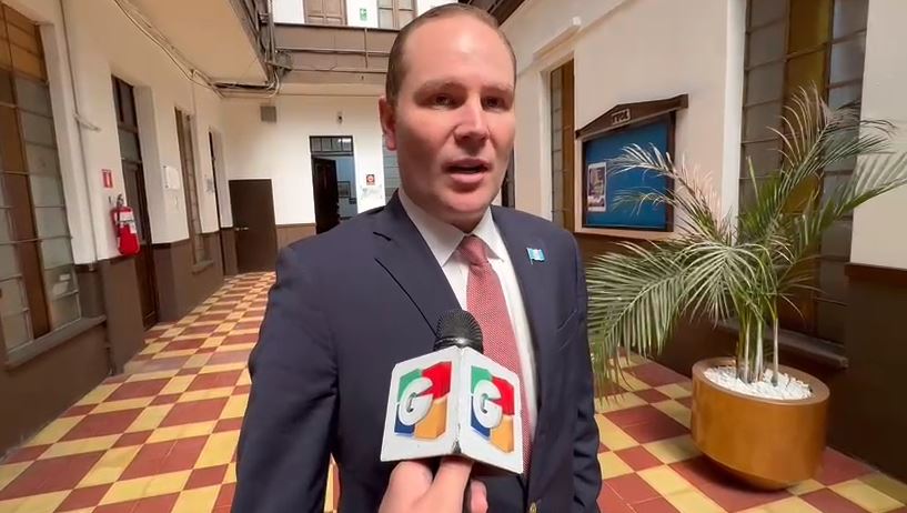 Diputado Arzú confirma que le quitaron la visa para entrar a Estados Unidos