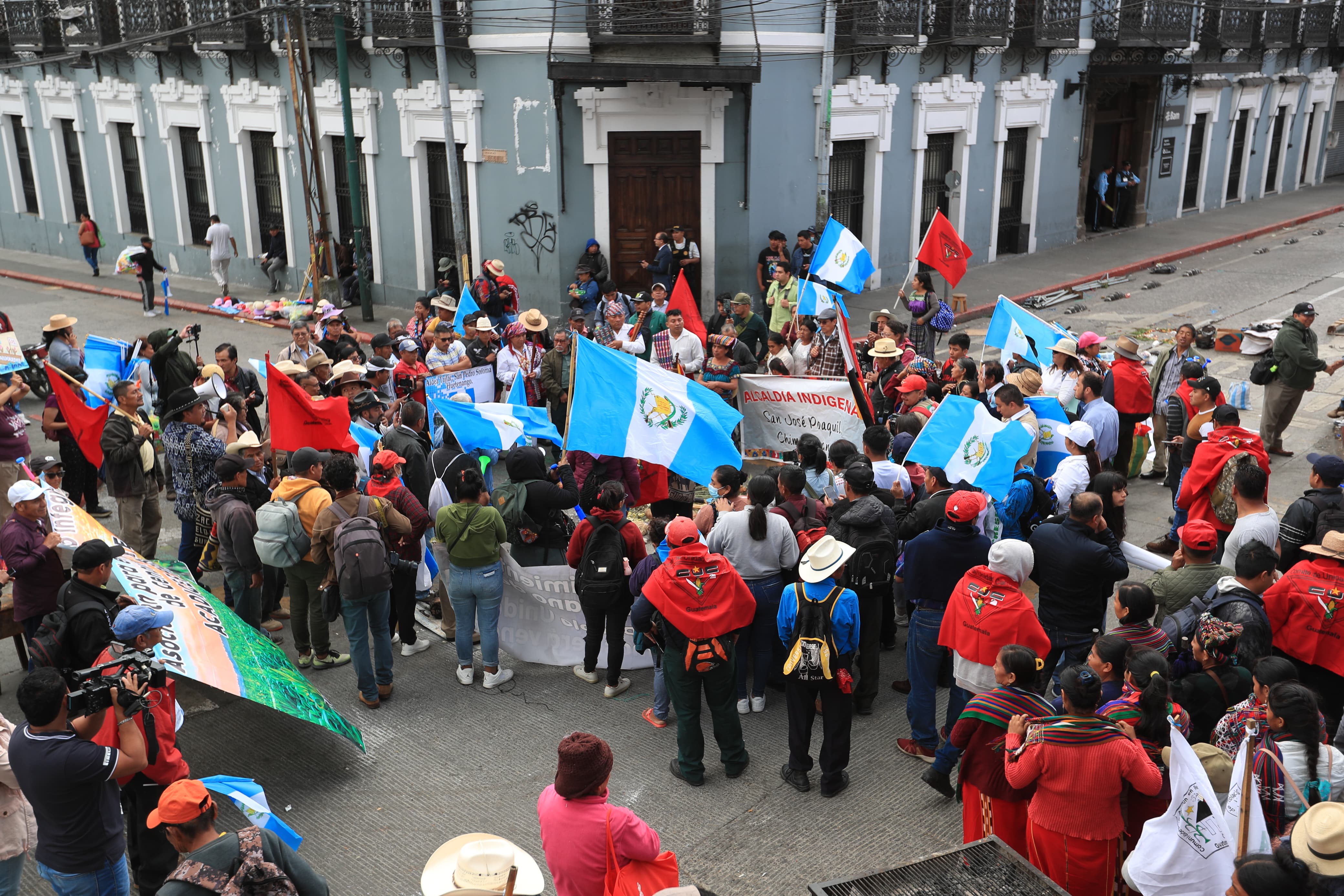 AUTORIDADES INDÍGENAS
