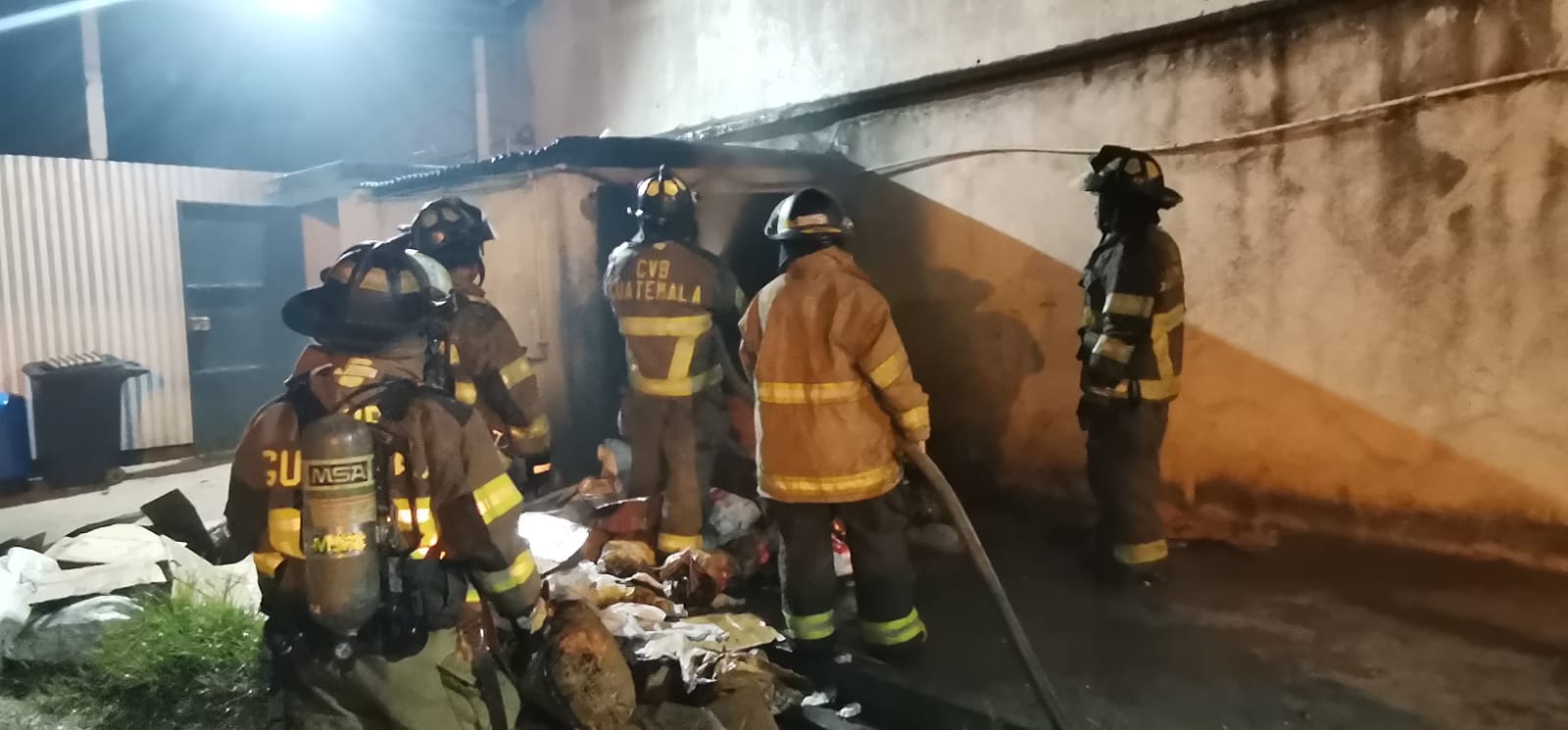 Tragedias durante la celebración de Noche Buena y Navidad: socorristas reportan ataques armados y otros incidentes