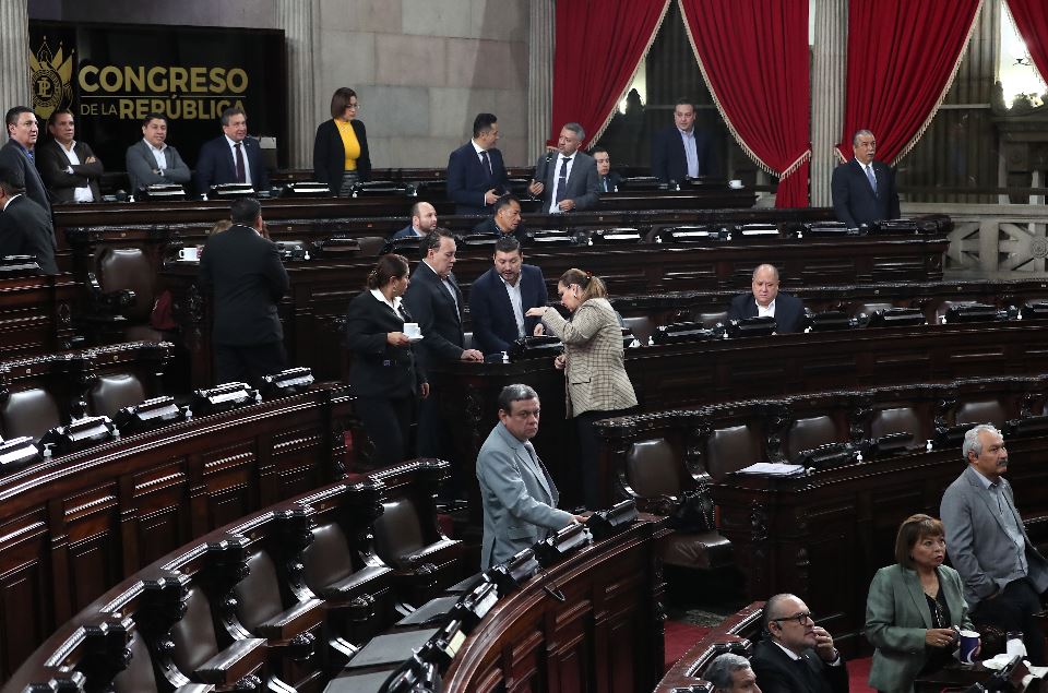 Congreso convoca a sesión extraordinaria este 13 de diciembre y qué temas contempla la agenda