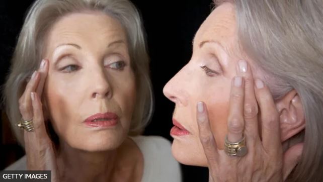 Por qué las infecciones nos hacen envejecer más rápido