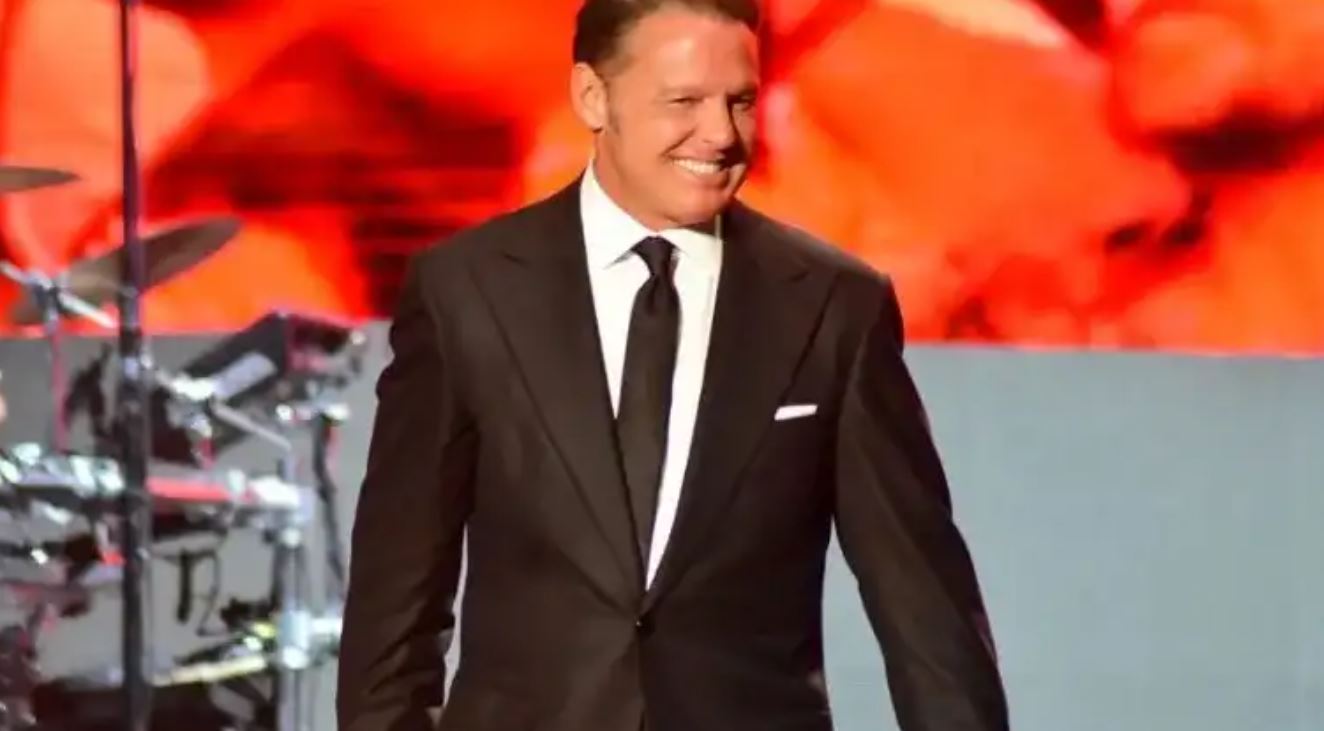 LUIS MIGUEL. HEMEROTECA