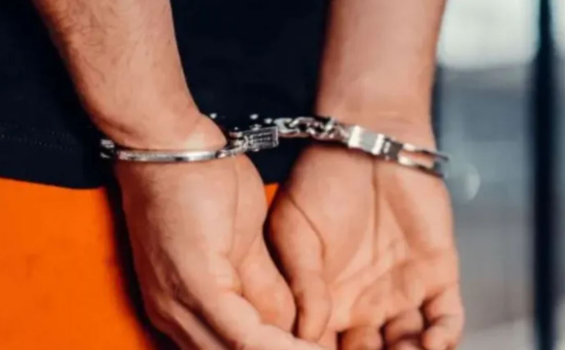 Tiene 33 antecedentes: capturan en Santa Rosa a sujeto señalado de varios delitos