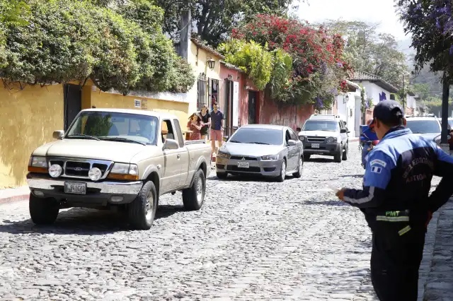 Así puede comprar en línea el marbete para estacionarse en Antigua Guatemala