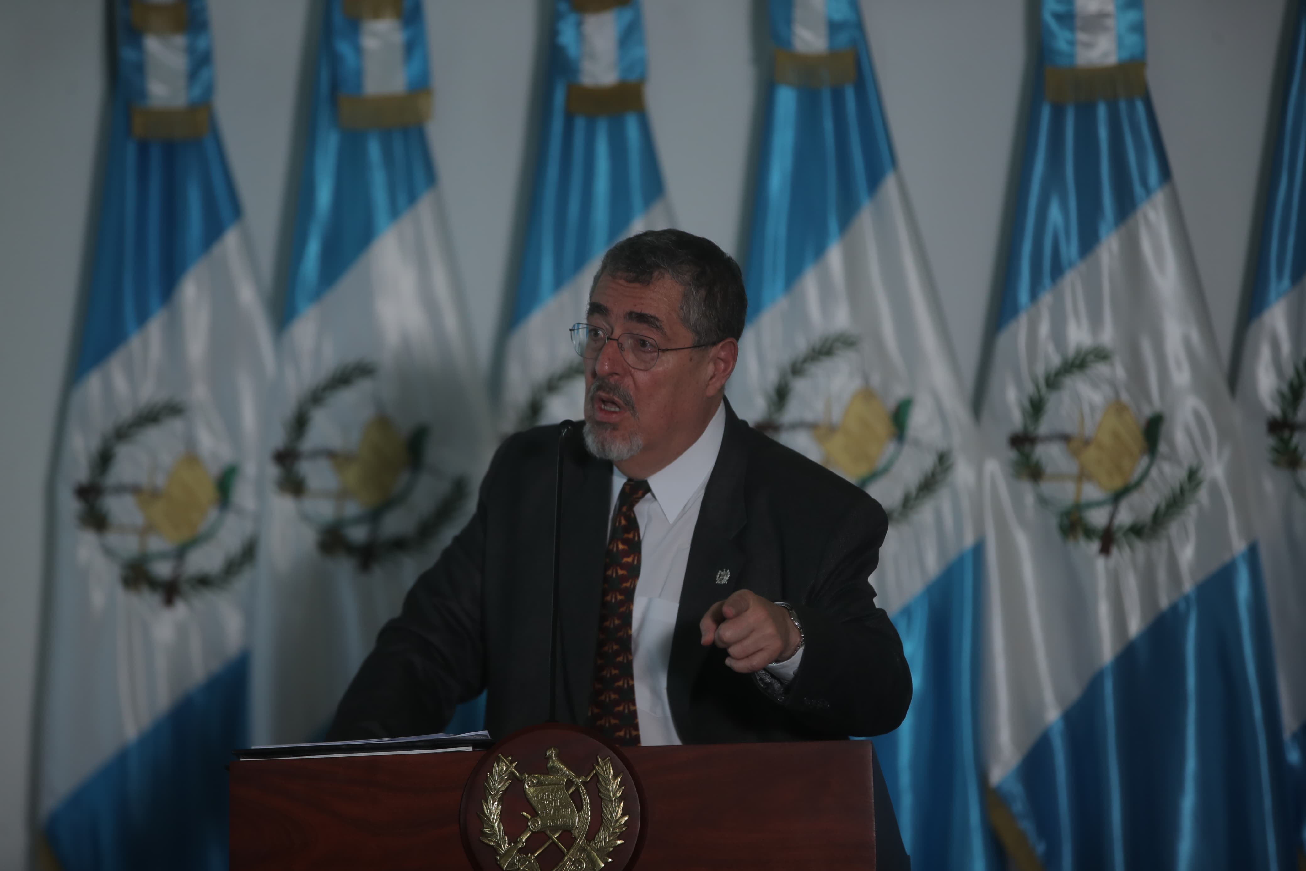 Presidente Bernardo Arévalo se reúne con alcaldes y habla sobre gobernadores