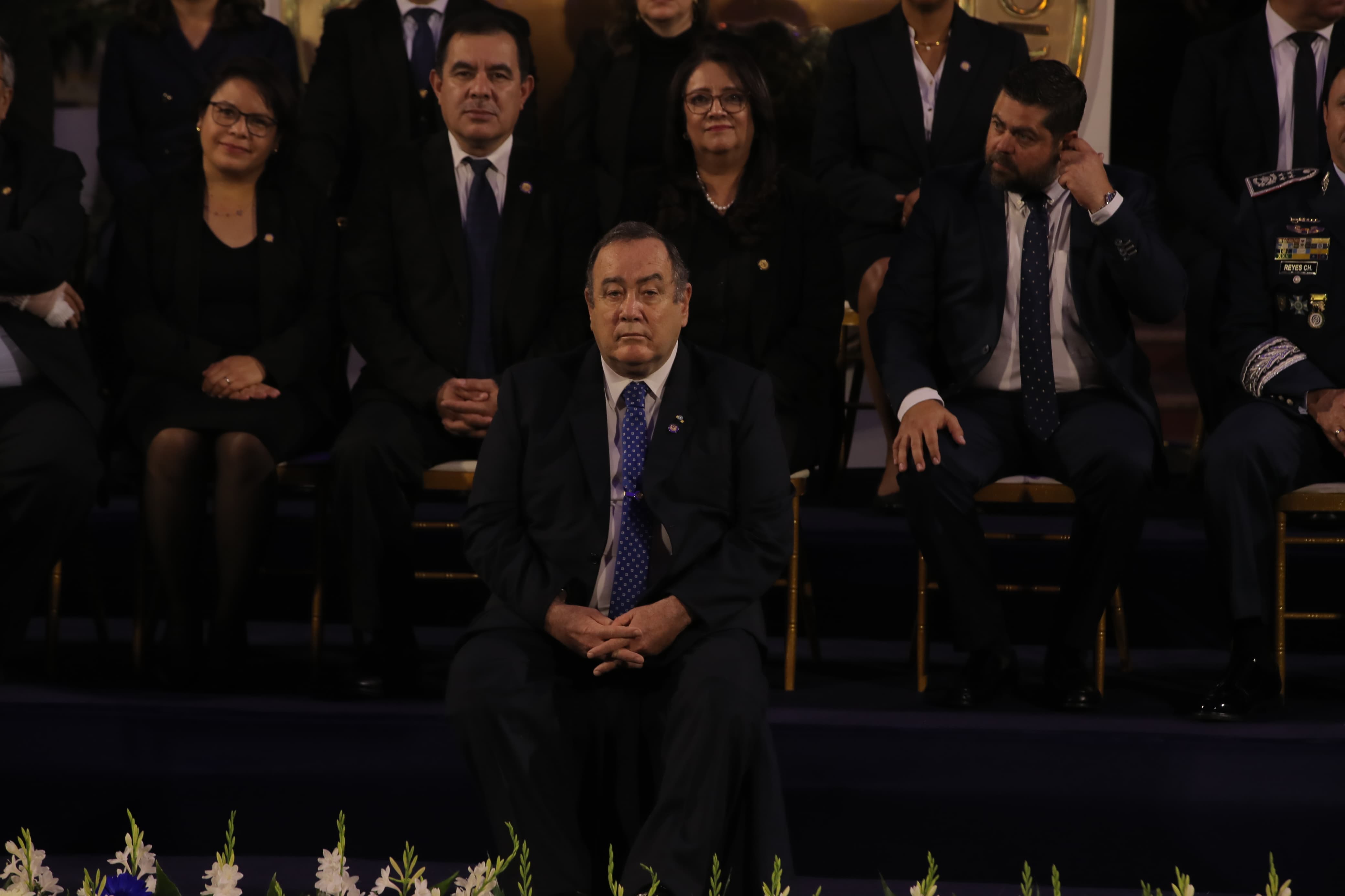 Giammattei presenta su último informe de gobierno y dice que deja el poder “con la frente en alto”