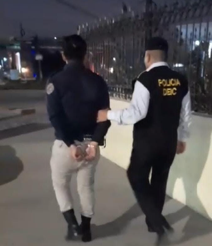 Capturan a guardia de seguridad que ofrecía por las redes sociales un auto robado hace 16 días