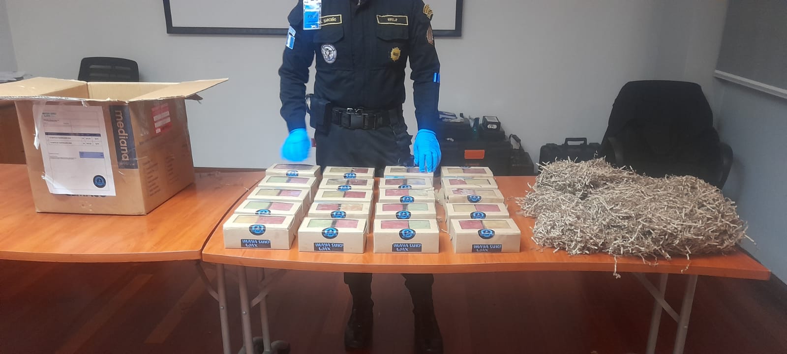 Encuentran cocaína y metanfetamina en paquetes de encomiendas hacia Nueva York y Australia
