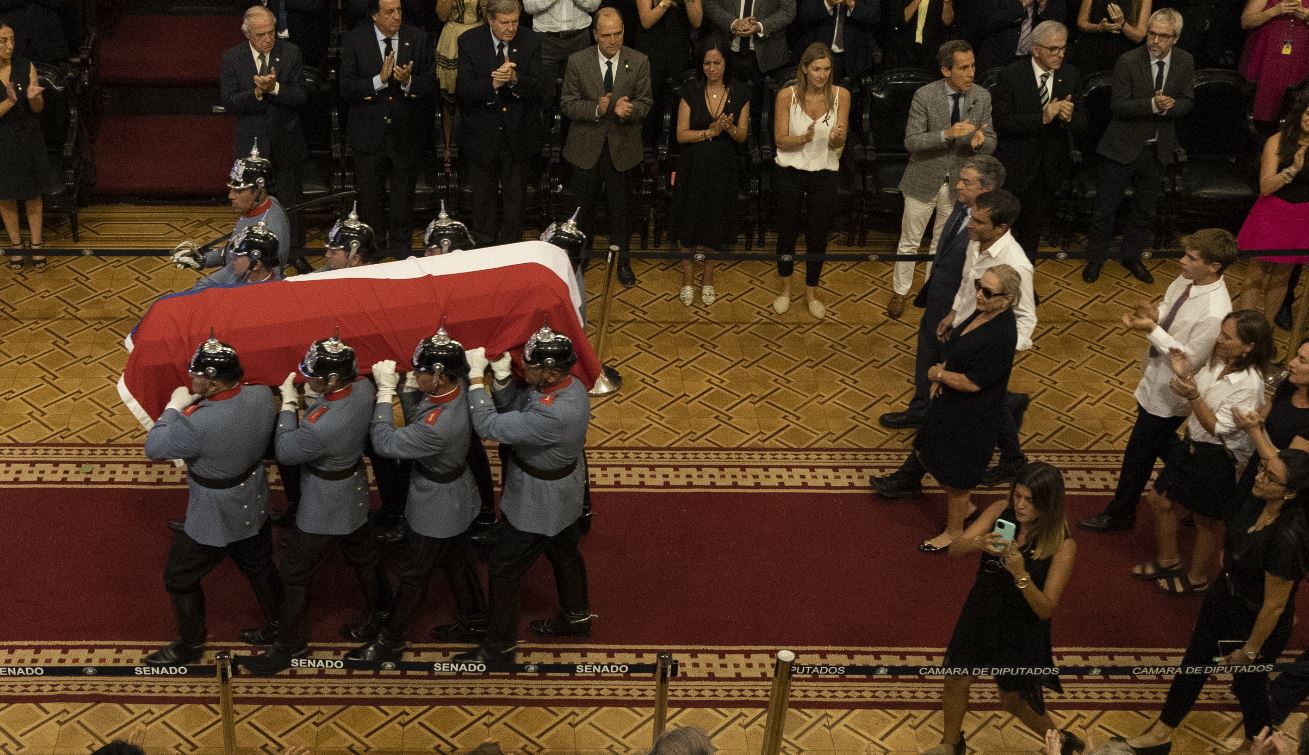 Cuáles fueron las últimas palabras que habría dicho Sebastián Piñera segundos antes del accidente