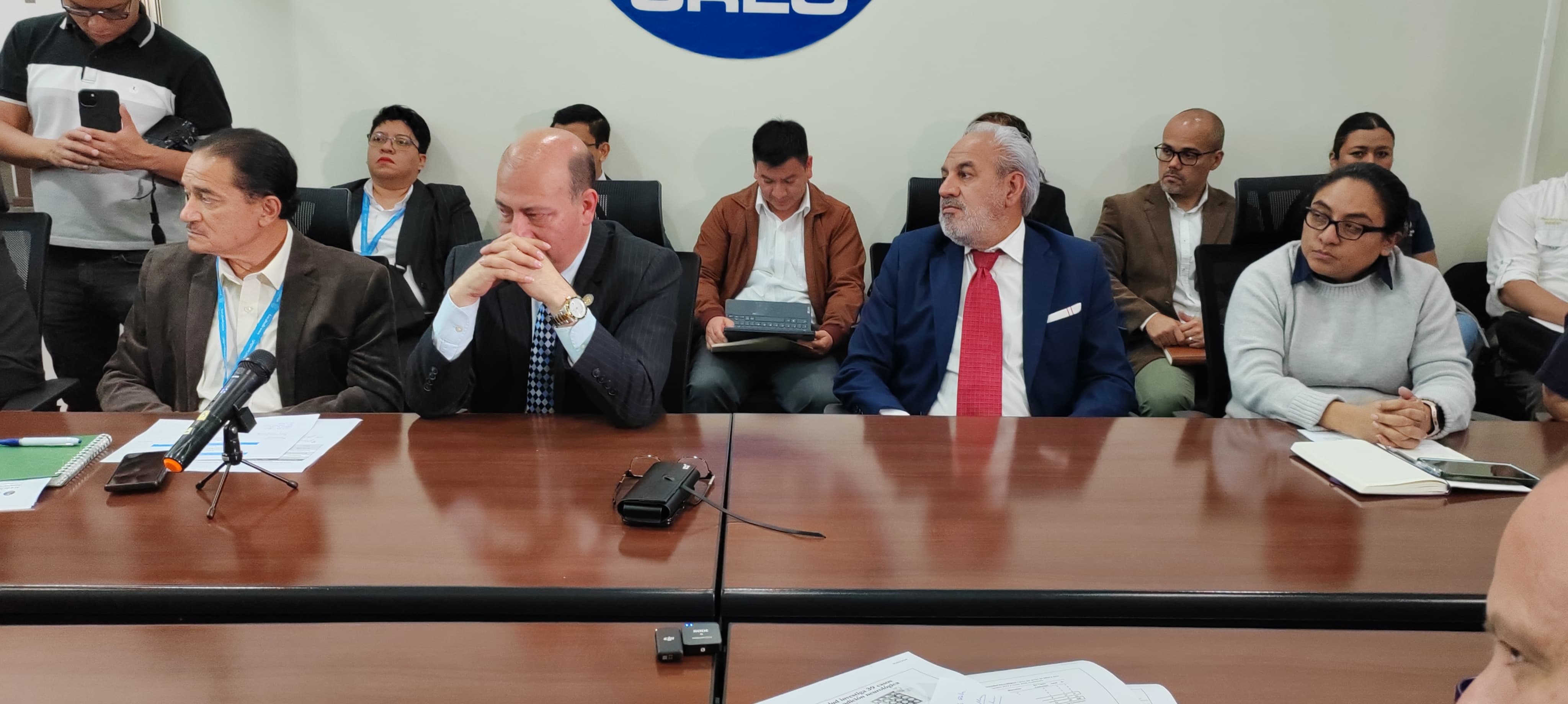 Se agotan los recursos para atender a pacientes afectados por la enfermedad neurológica aguda, según Salud