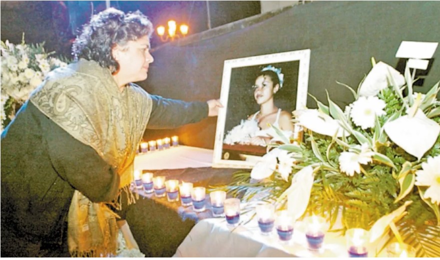 Arévalo pide perdón por histórico caso de femicidio de Isabel Véliz Franco