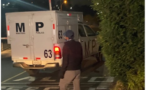 Arma, casquillos y envases: MP recaba 37 indicios en escena de muerte de alcalde de San Juan La Laguna