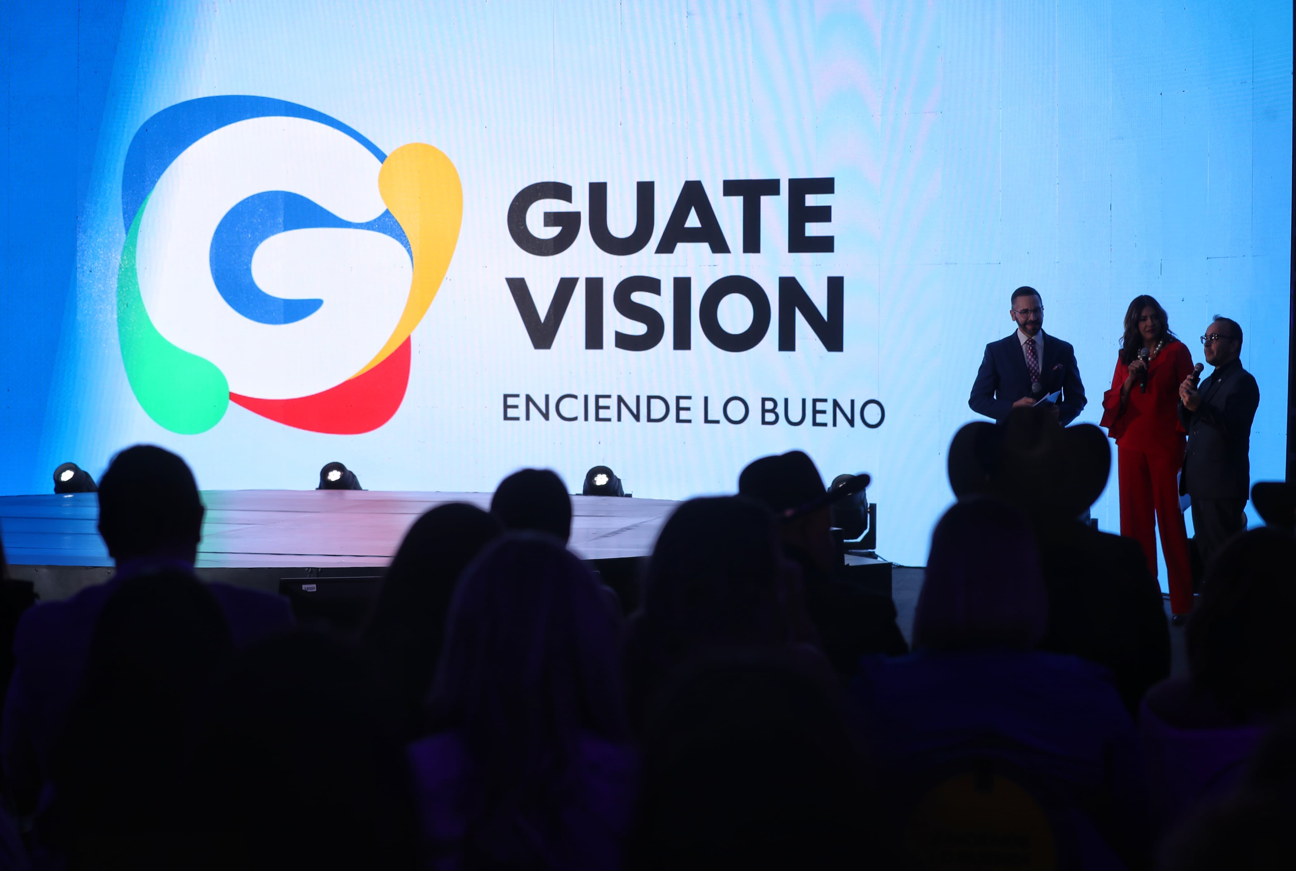 Presentan nuevos programas de Guatevision