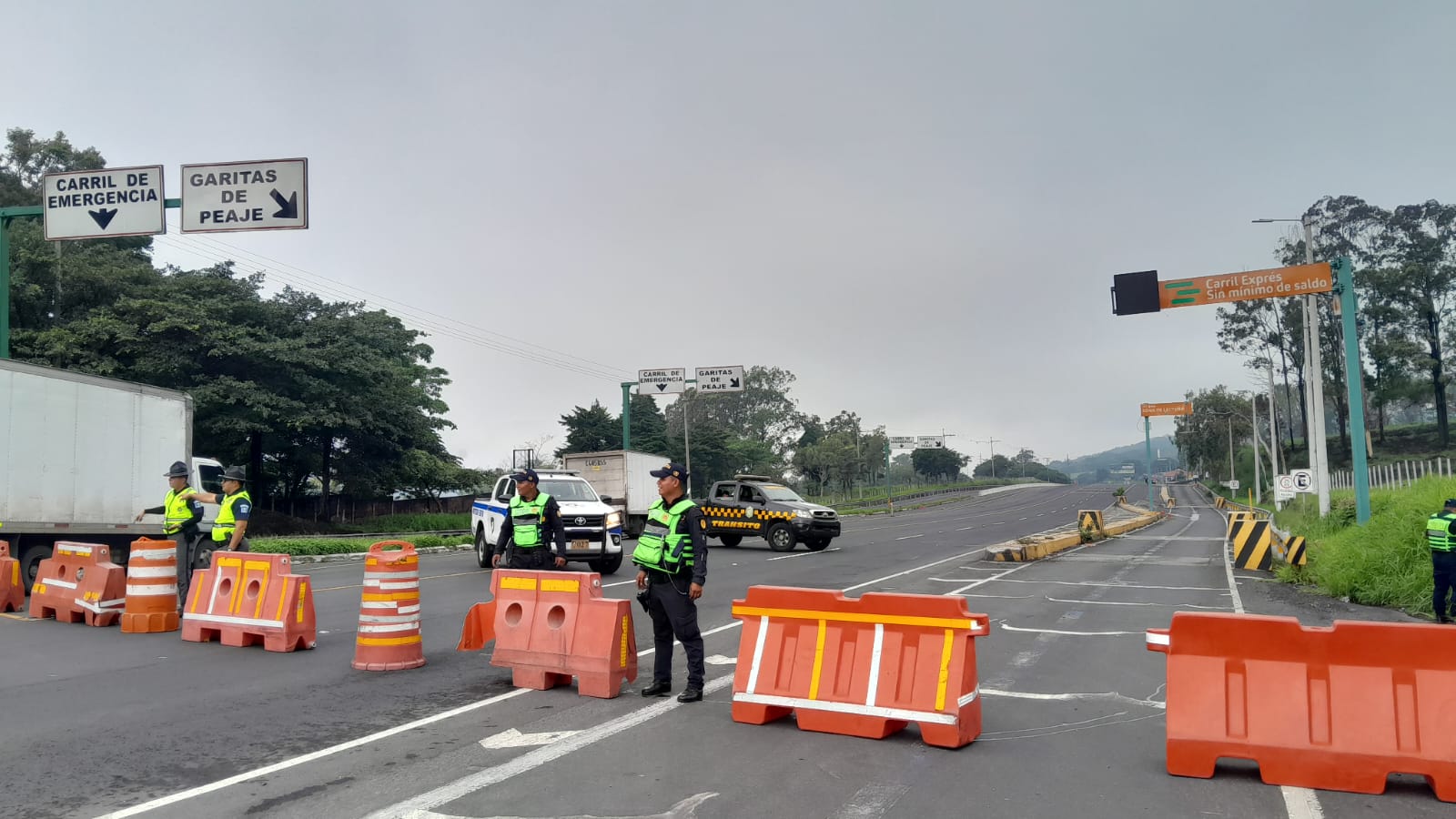 Cierran paso en km 38 al 55 de autopista Palín – Escuintla por hundimiento