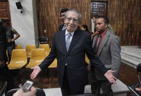 José Efraín Ríos Montt, durante el juicio en el que se le impuso  pena de 80 años de prisión por genocidio y delitos contra deberes de humanidad.