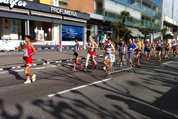 Mirna Ortiz, primera de la izquierda, se agenció la octava posición de la prueba. (Foto Prensa Libre: cortesía COG)