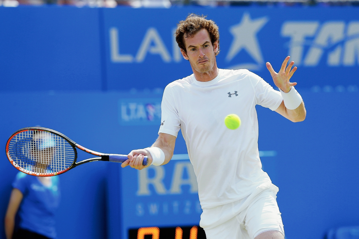 El tenista Andy Murray  se impuso a Fernando Verdasco de españa en el Queen's Championships en Londres. (Foto Prensa Libre: AFP)