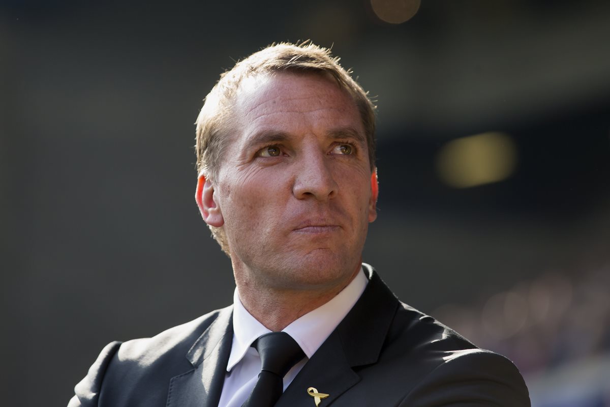 Brendan Rodgers fue despedido ayer tras empatar frente al Everton. (Foto Prensa Libre: AP)