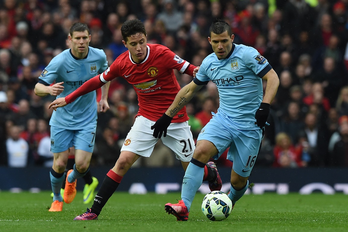 El Kun Agüero será el gran ausente del City en el derbi frente al United. (Foto Prensa Libre: AFP)