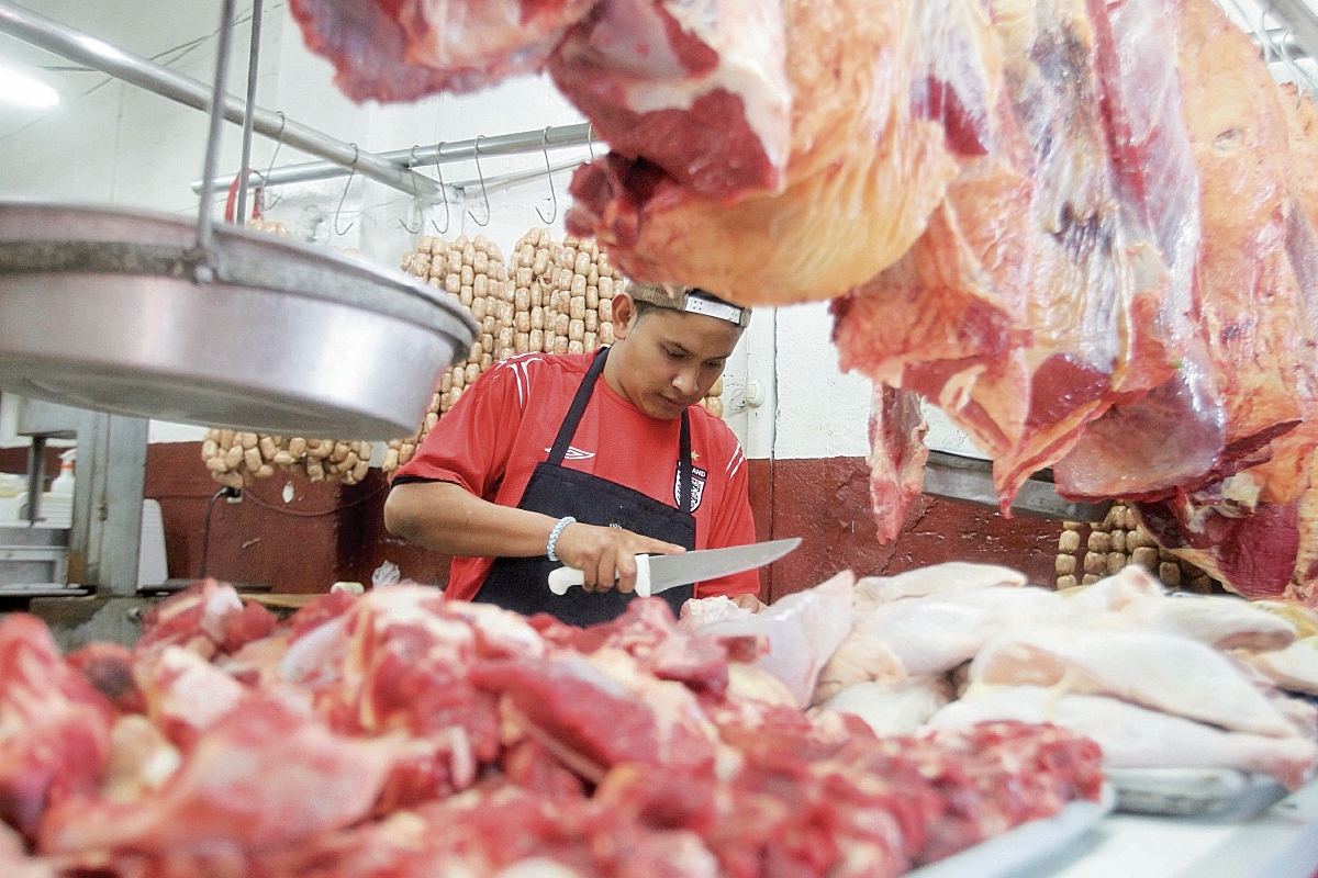 La carne de res ha sufrido una merma en su demanda, en detrimento de otra clase de productos cárnicos.