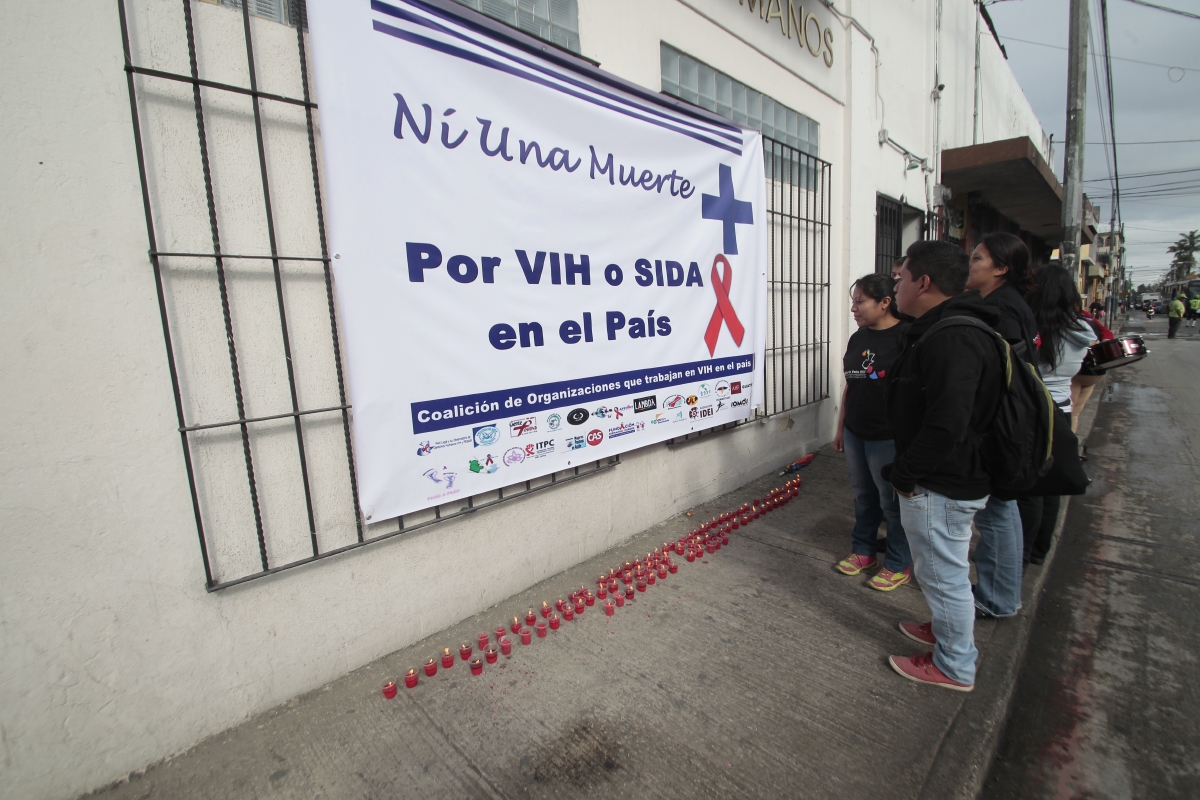 Entre las violacions a los derechos humanos de personas con VIH se encuentra la falta de medicamentos (Foto Prensa Libre: Hemeroteca PL).
