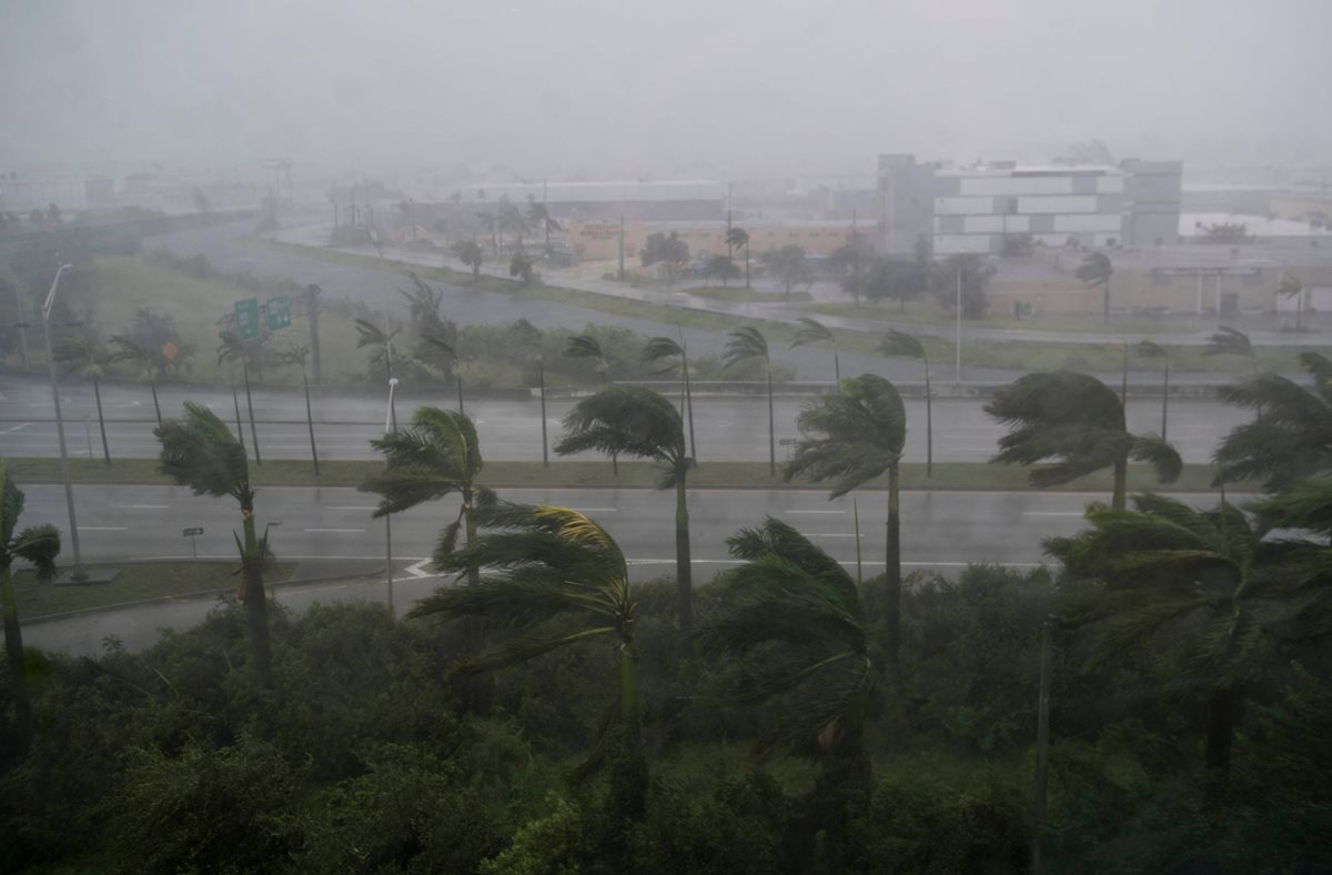 Los meteorólogos estadounidenses anunciaron este jueves que la temporada 2018 verá entre cinco y nueve huracanes, un poco menos que en 2017.(Foto Prensa Libre:AFP).