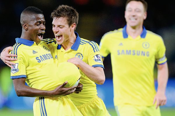 Ramires espera volver a festejar este sábado con el Chelsea. (Foto Prensa Libre: AFP).