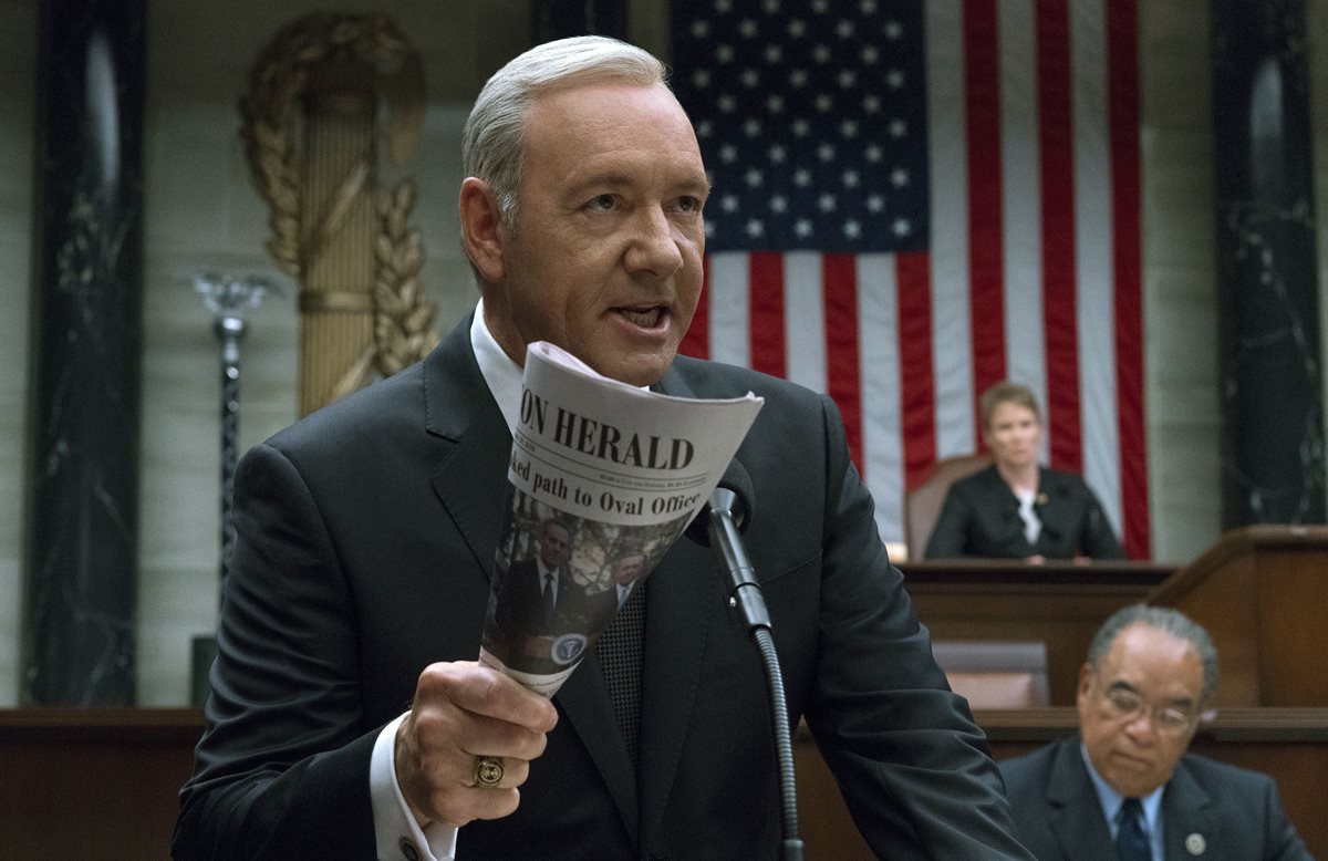 Series como House of Cards hicieron popular el servicio de Netflix. (Foto Prensa Libre: AP)