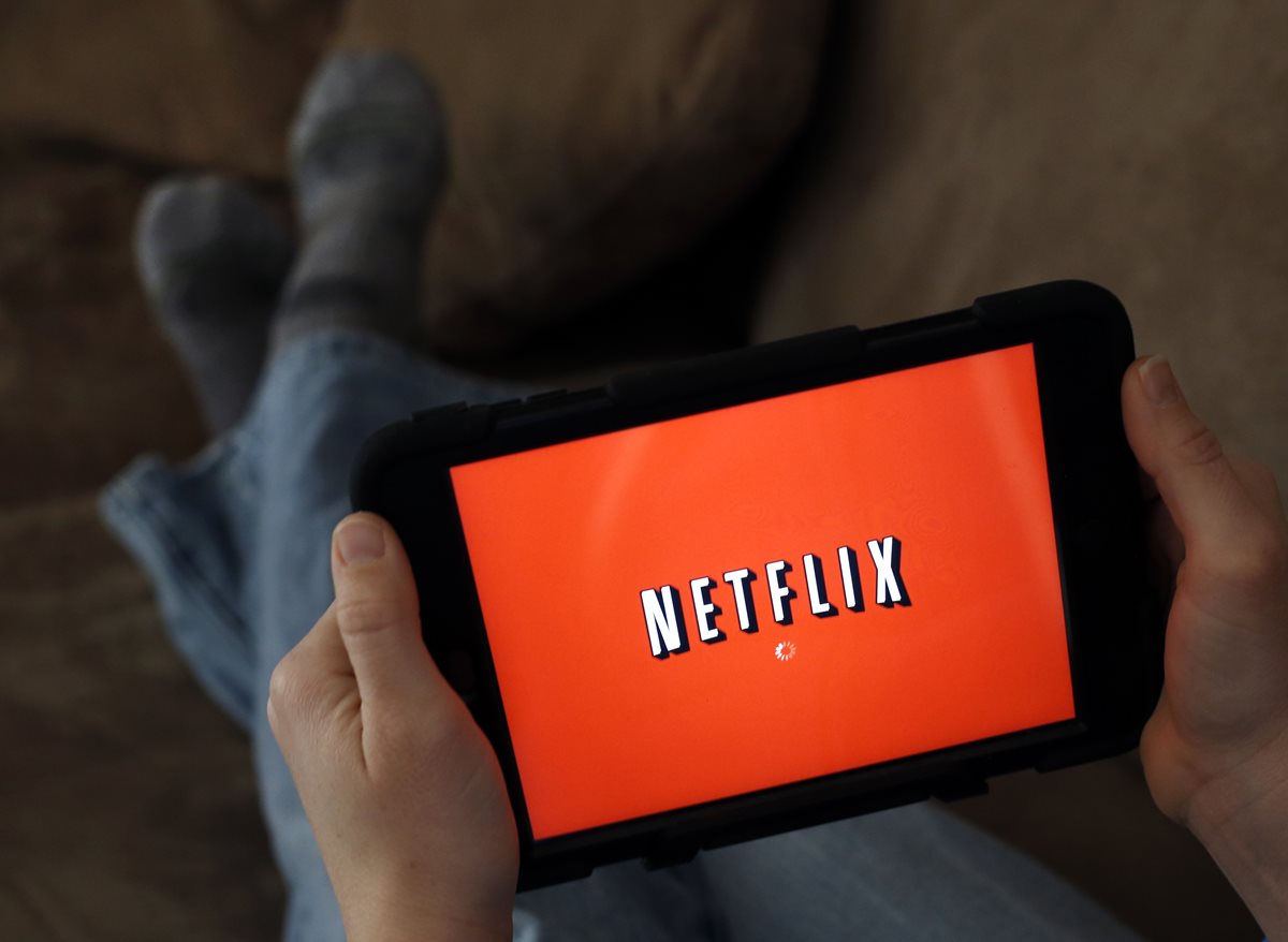 Alza en acciones de Netflix sorprenden. (Foto Prensa Libre: AP).