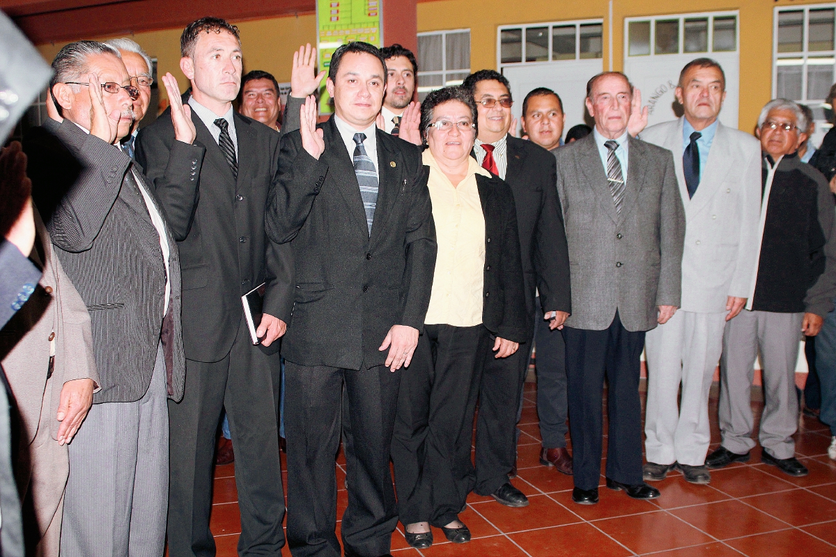 Acto de juramentación de deportivo Marquense. (Foto Prensa Libre: Aroldo Marroquín)