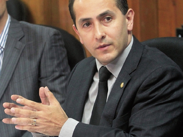 El nuevo presidente del Inde es Luis Chang, ministro de Energía. Esbin Garcia