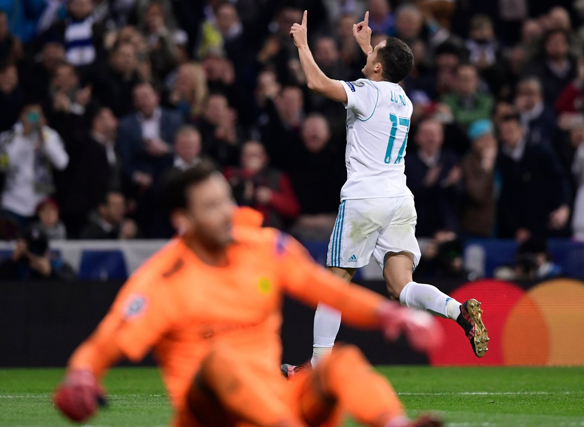 Lucas Vazquez festeja el tercer gol del Madrid contra el Borussia. (Foto Prensa Libre: AFP).