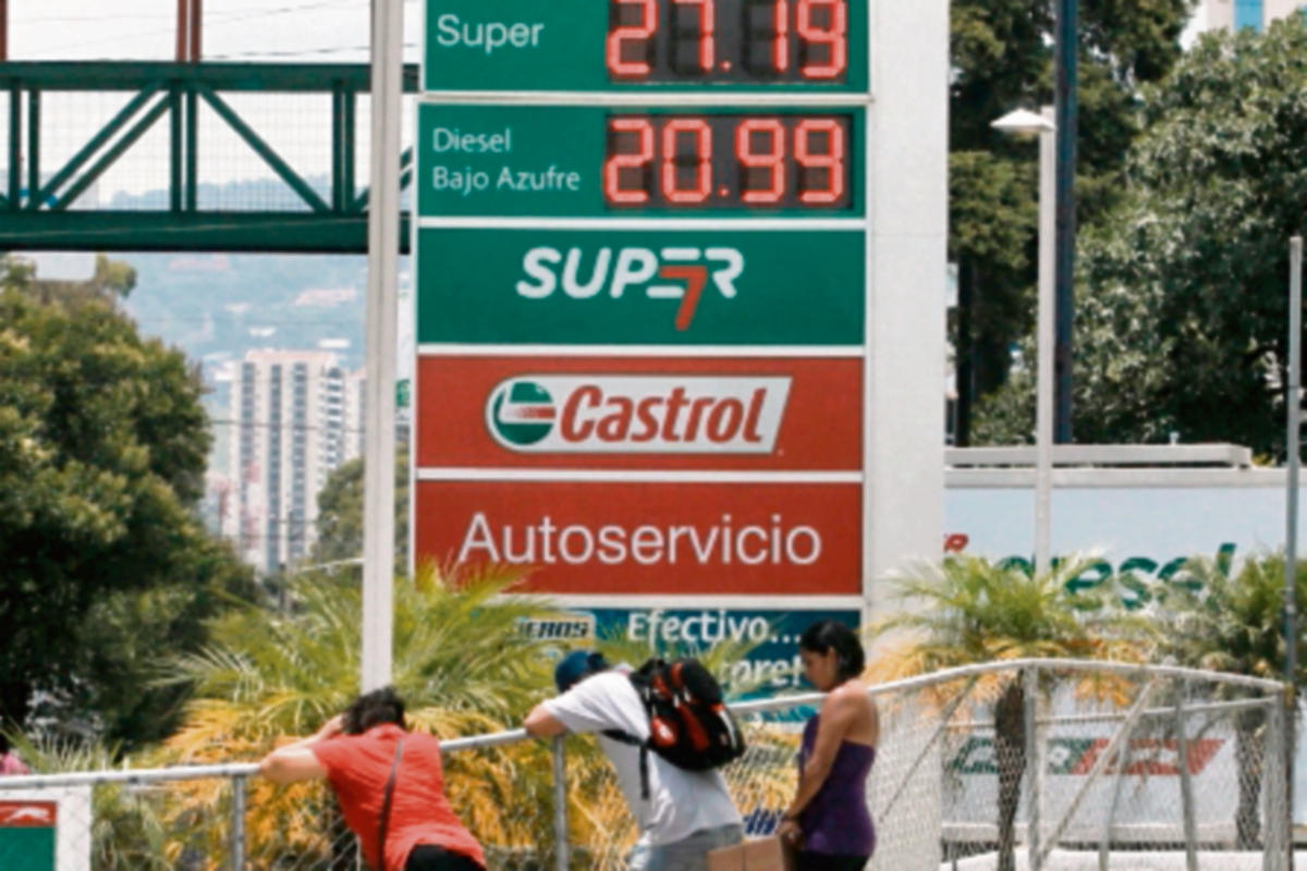 los combustibles aumentaron ayer Q1.