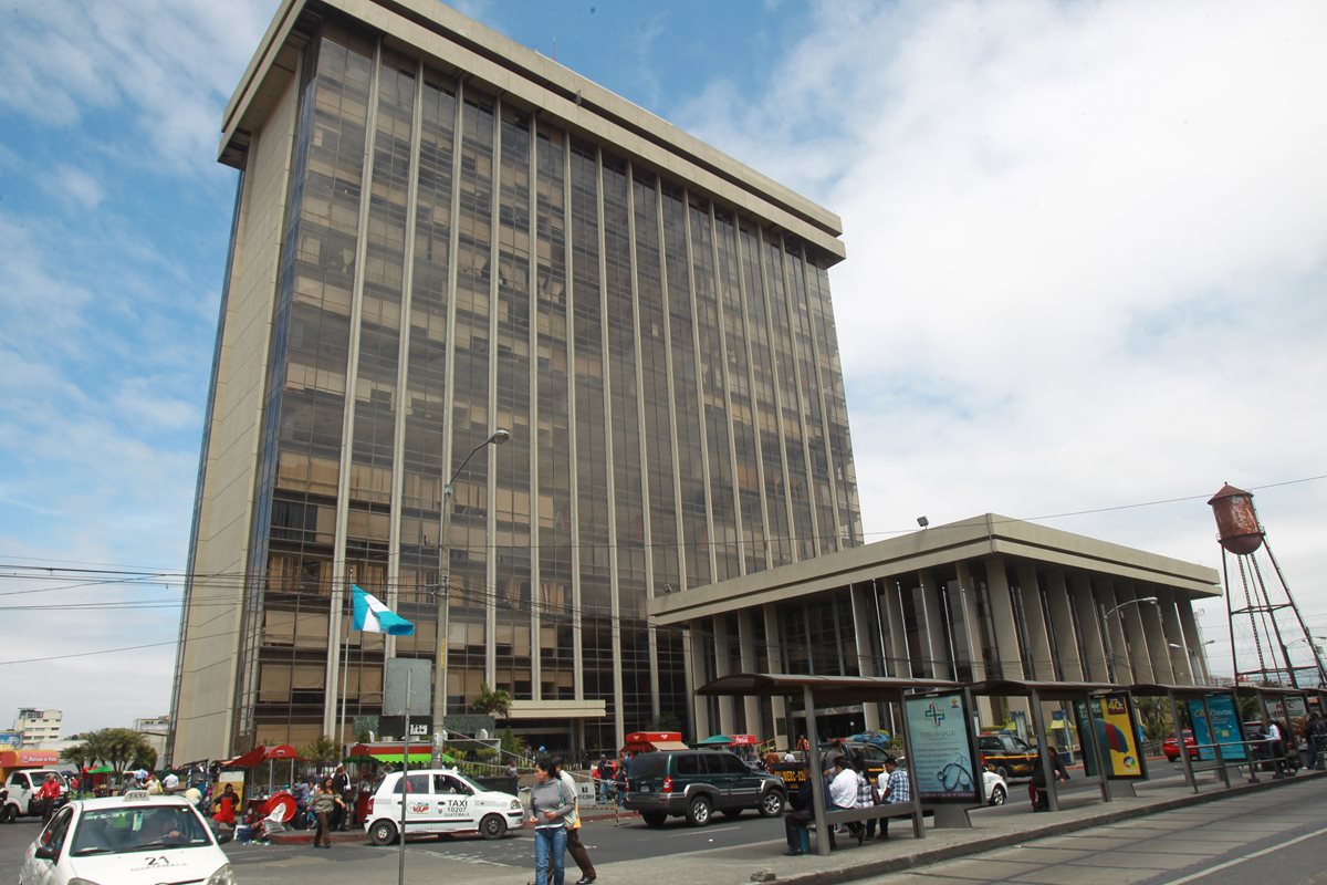 Ministerio de Finanzas adjudica Q150 millones en bonos. (Foto Hemeroteca PL)