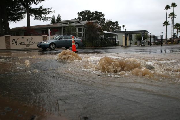 Un terremoto interrumpiría el suministro de agua durante seis semanas en algunas zonas y hasta seis meses en otras. GETTY IMAGES