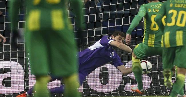 Iker Casillas destacó el buen nivel del futbol de la MLS. (Foto Prensa Libre: EFE).