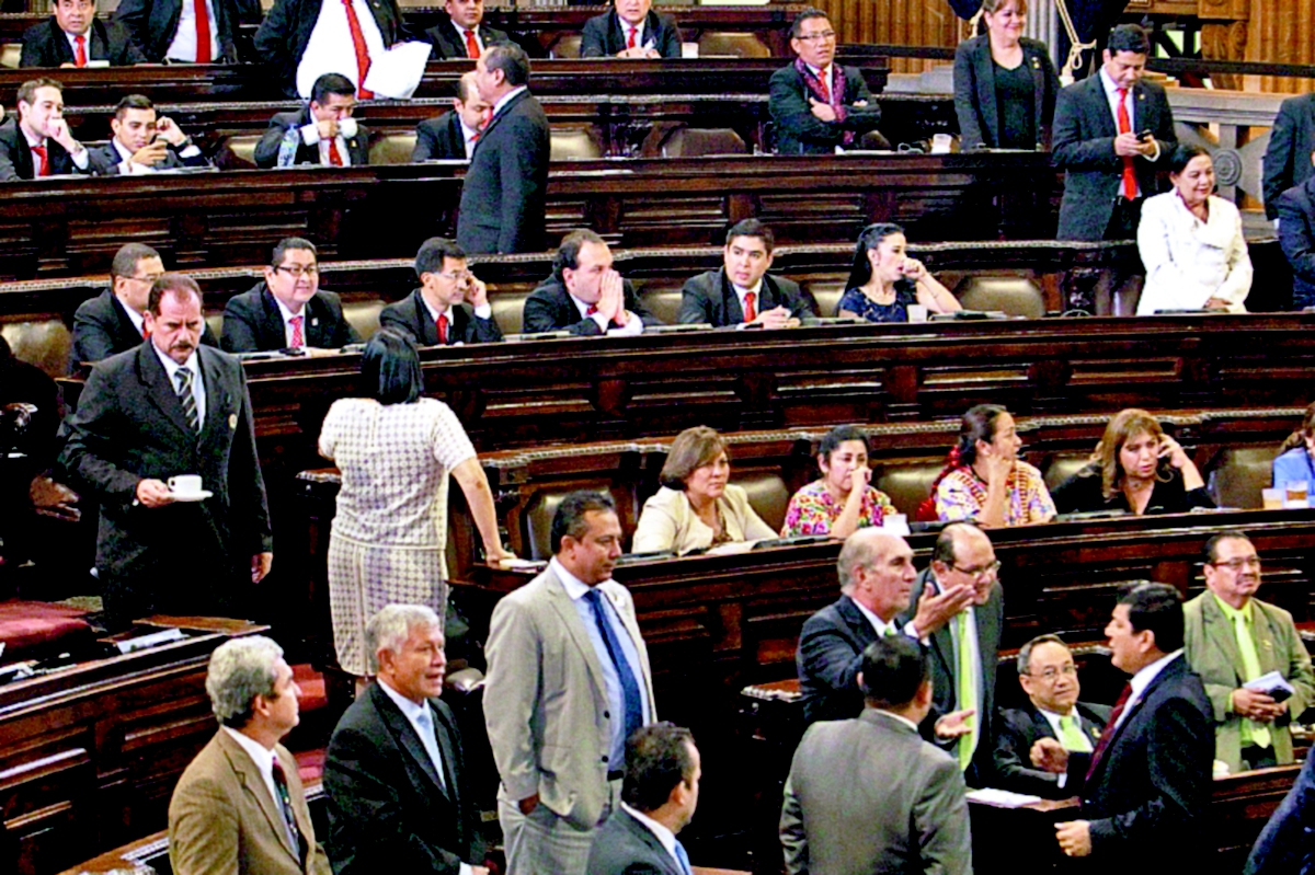 El Congreso deberá elegir hoy a los cinco diputados que integrarán la Comisión Pesquisidora.