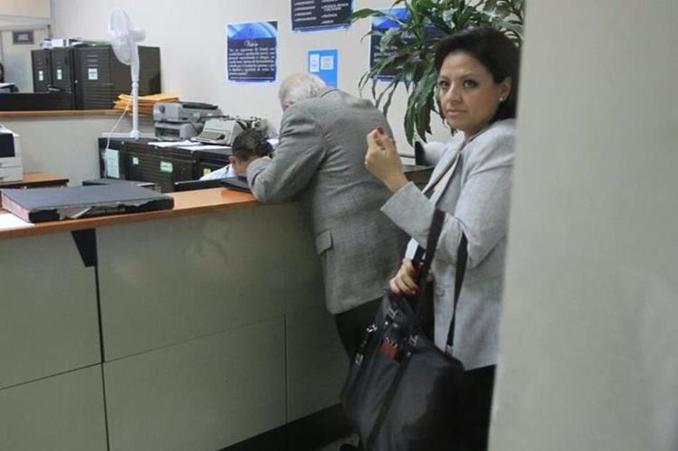 Exvicecanciller Sara Erica Jovel Polanco paga Q10 mil para evitar ir a prisión preventiva. (Foto Prensa Libre: Hemeroteca PL)