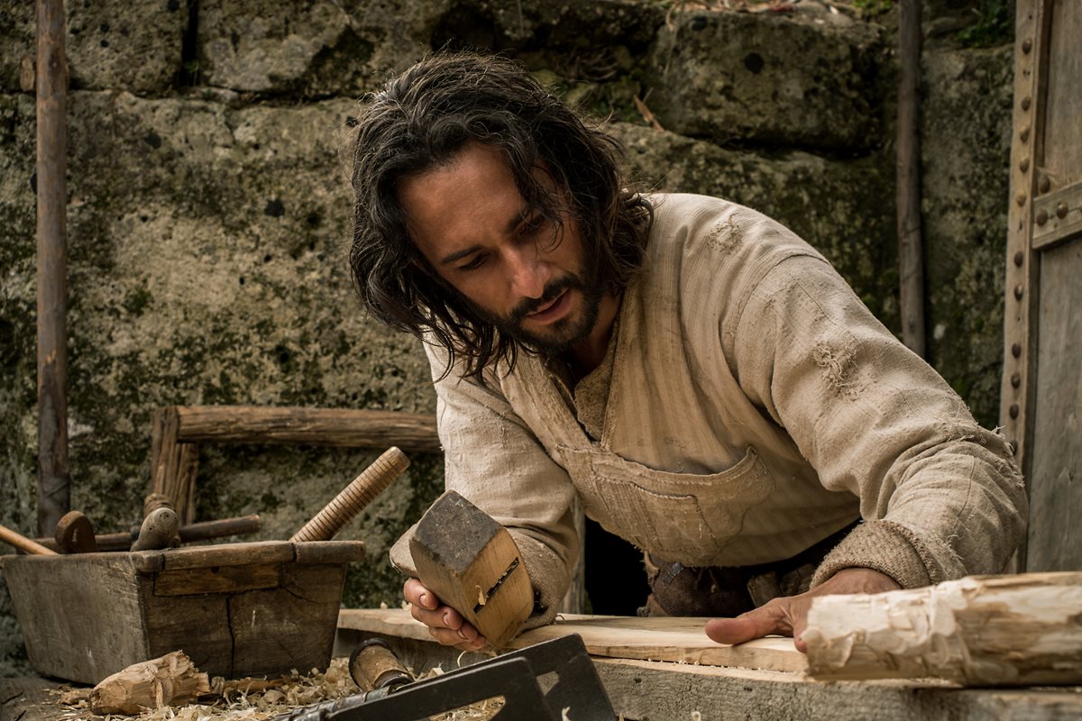 El actor Rodrigo Santoro interpreta a Jesús en la cinta Ben-Hur. (Foto Prensa Libre: AP)