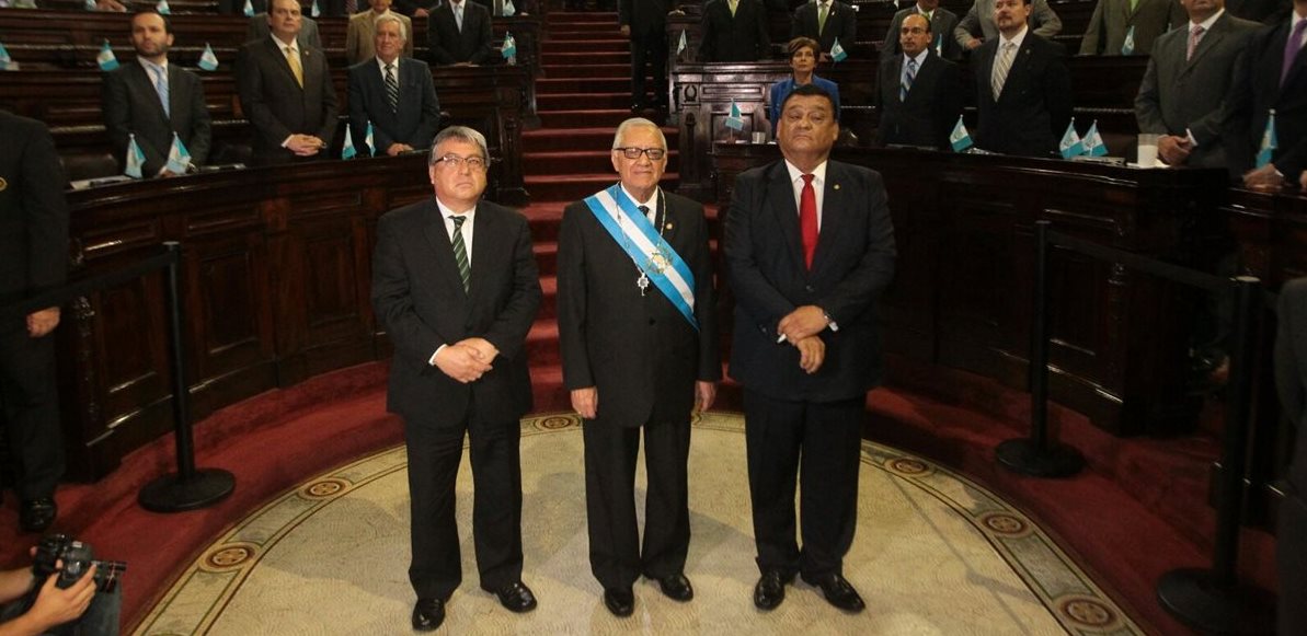 Alejandro Maldonado es juramentado Presidente de la República en el Congreso. (Foto Prensa Libre: Álvaro Interiano)