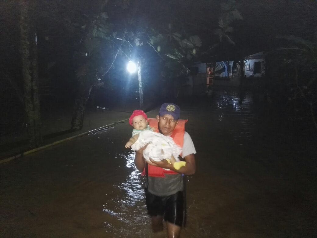 Varias personas fueron evacuadas por CONRED.