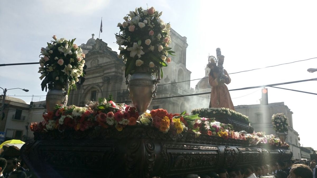 Imagen de Jesús de La Merced es venerada por miles de guatemaltecos. (Foto Prensa Libre: Oscar Rivas).