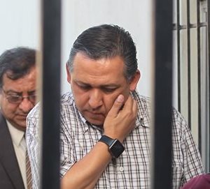 Gustavo Ascencio Mejicanos seguirá sujeto al proceso por la muerte del estudiante Alexánder Aldana Fuentes.(Foto Prensa Libre: Álvaro Interiano)